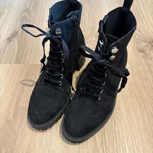 Crown Vintage Women’s Black Lace-Up Combat Boots Chunky Heel Size 7M